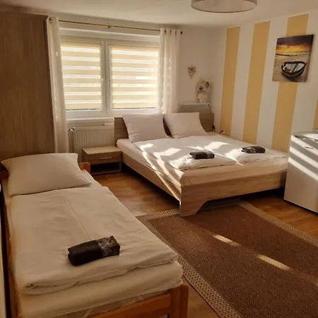 Goscinne Gala Δωμάτια σε οικογενειακή κατοικία Miedzyzdroje