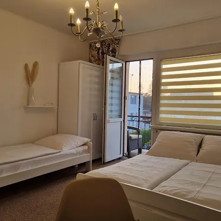 ホームステイ Goscinne Gala