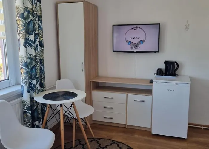 Проживание в семье Goscinne Gala *