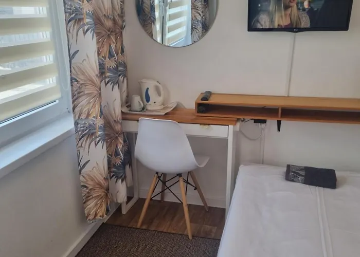 Проживание в семье Goscinne Gala *